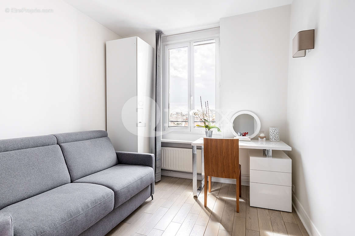 Appartement à LEVALLOIS-PERRET