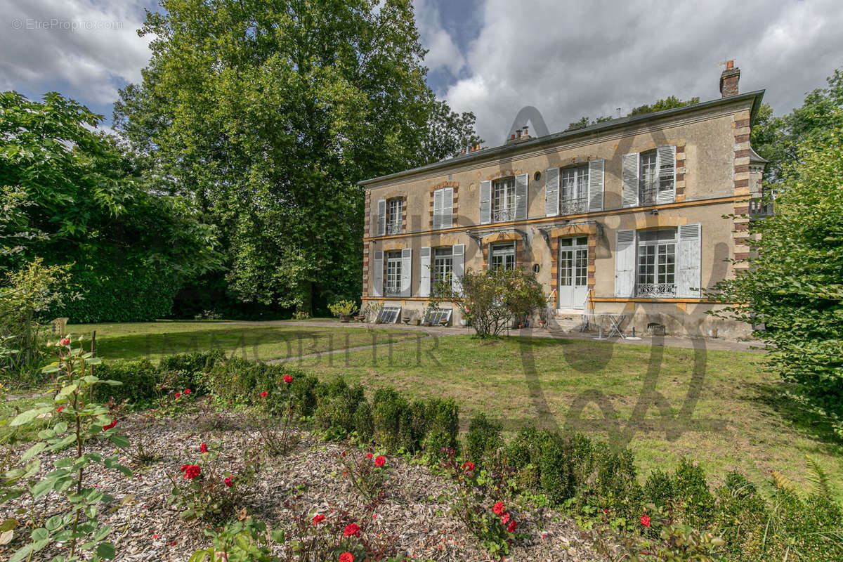 Maison à FAREMOUTIERS