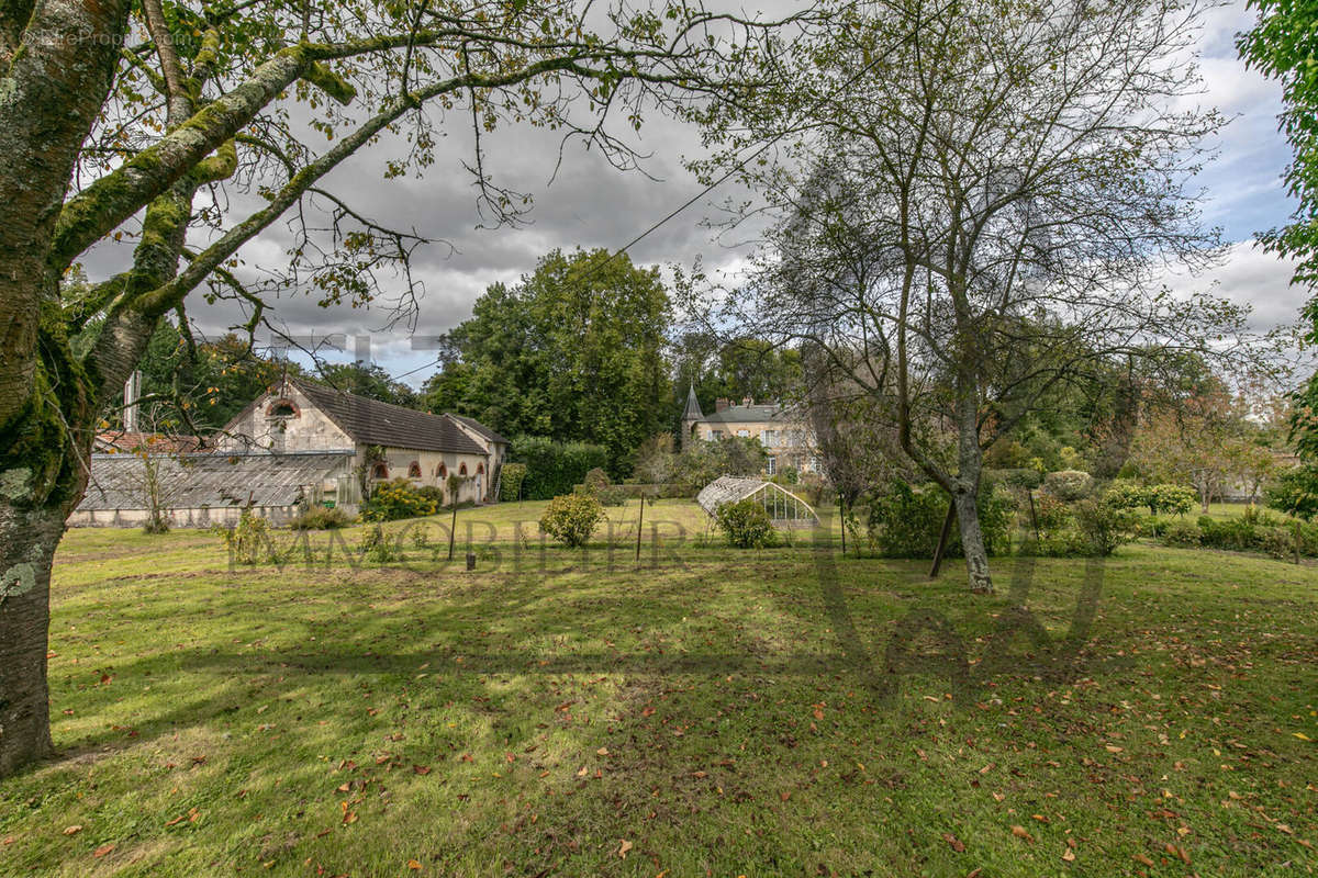 Maison à FAREMOUTIERS