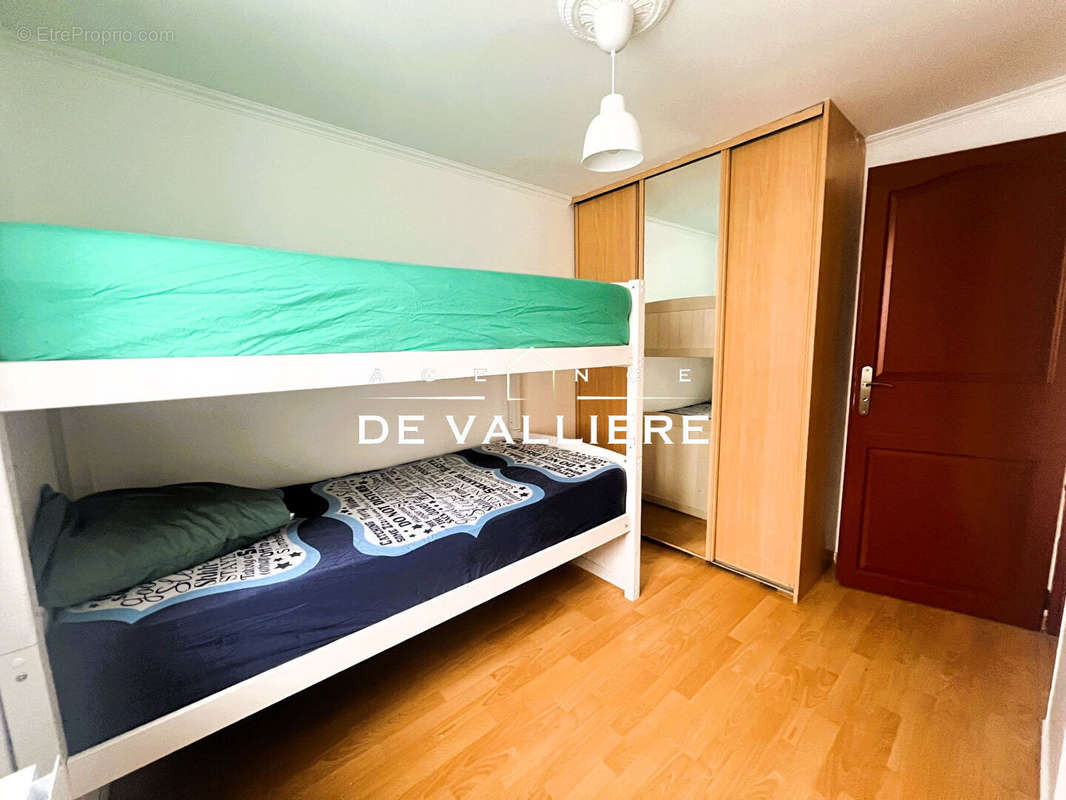 Appartement à NANTERRE