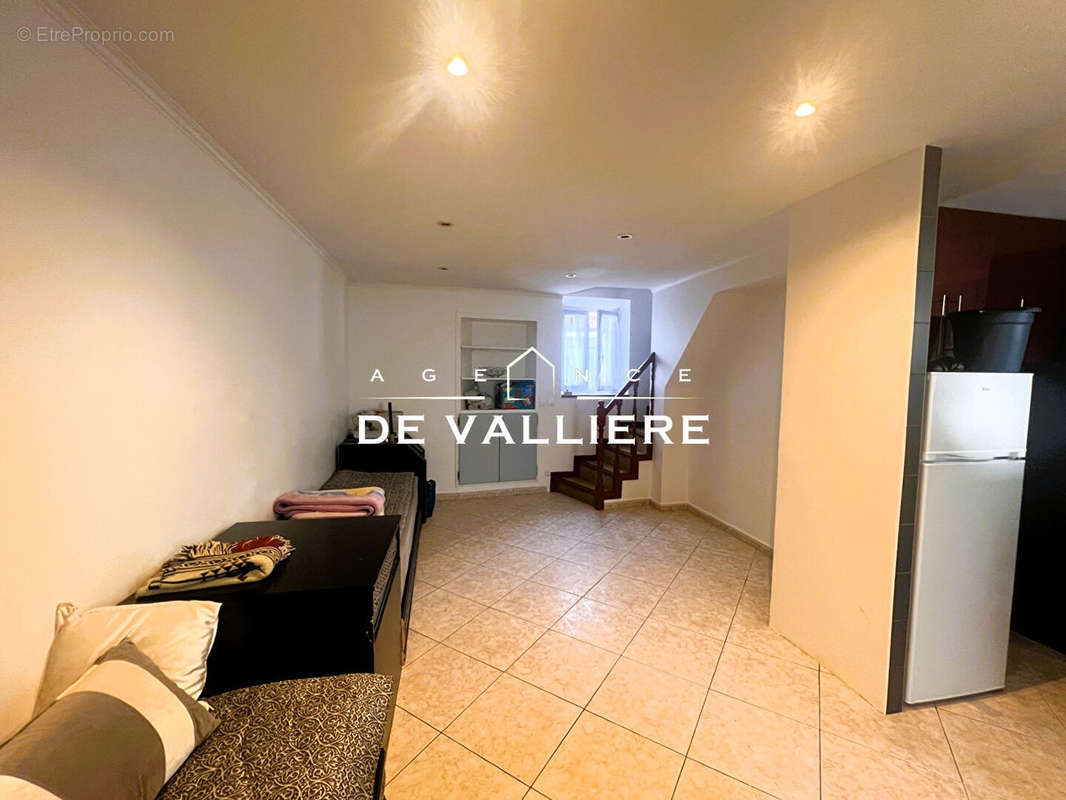 Appartement à NANTERRE