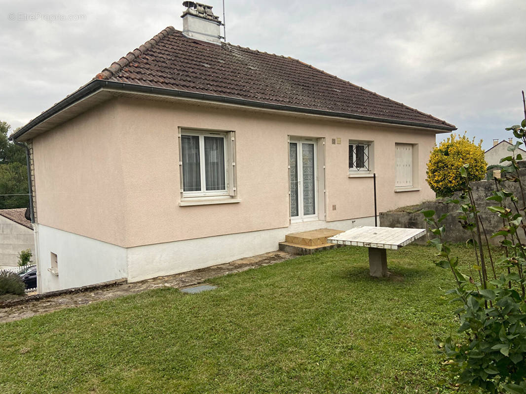 Maison à SAUVIGNY-LES-BOIS