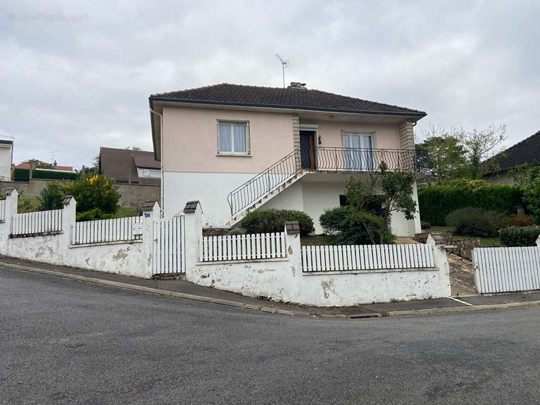 Maison à SAUVIGNY-LES-BOIS