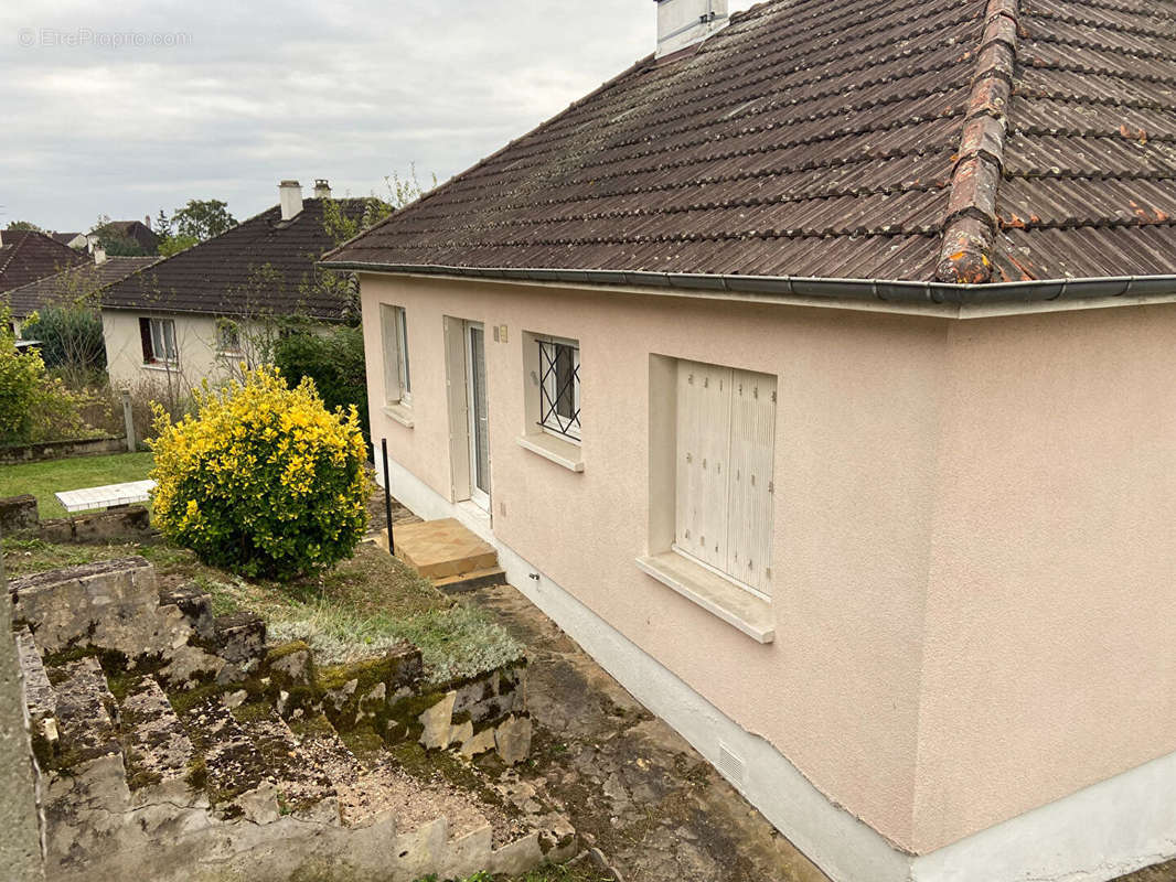 Maison à SAUVIGNY-LES-BOIS