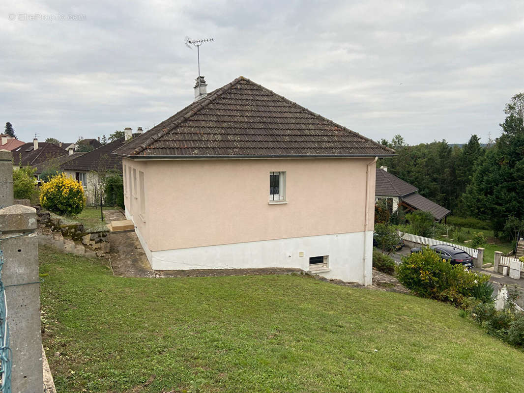 Maison à SAUVIGNY-LES-BOIS