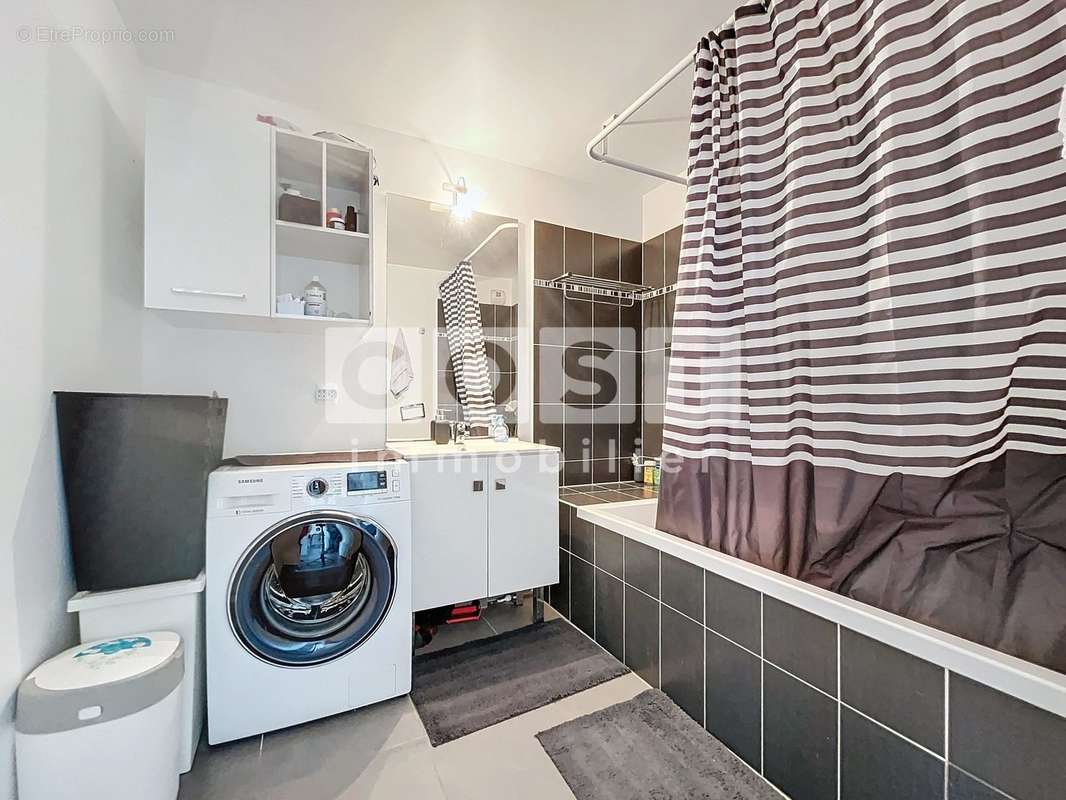 Appartement à COLOMBES