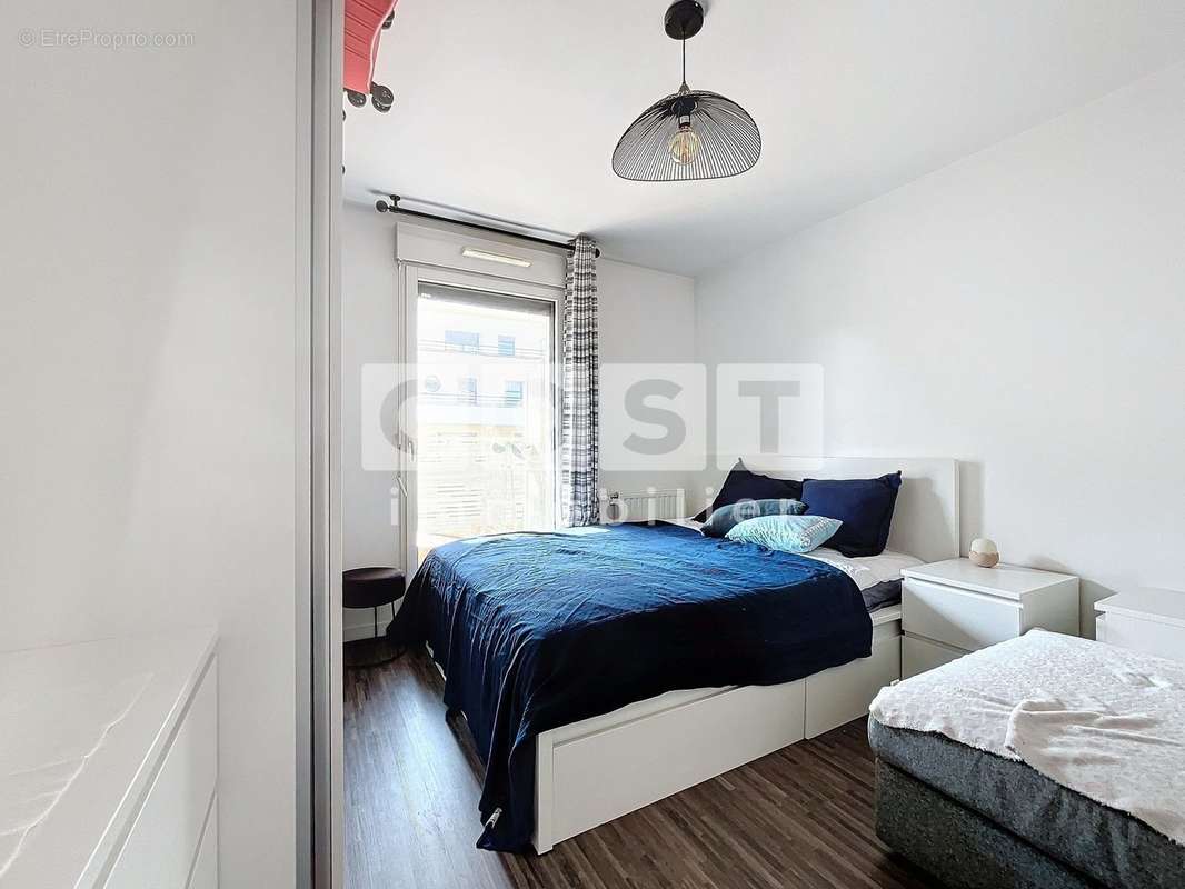 Appartement à COLOMBES