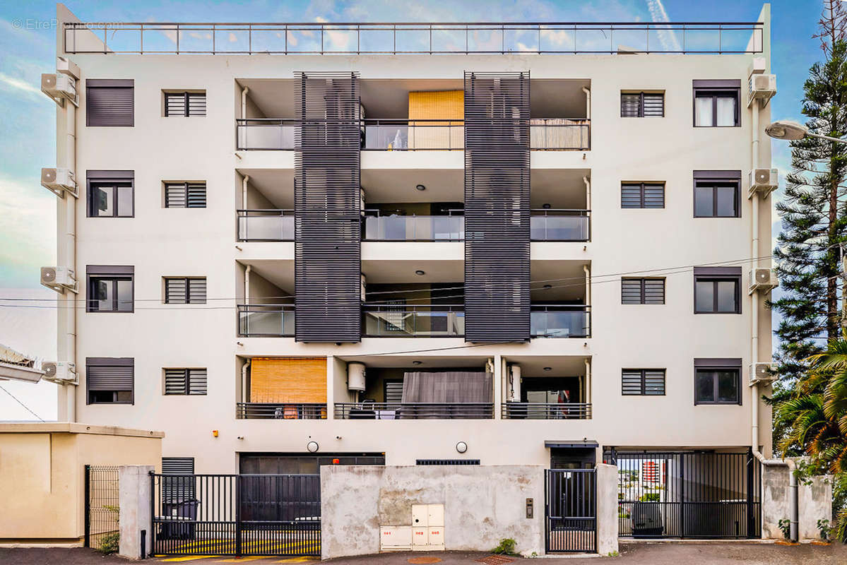 Appartement à SAINT-DENIS