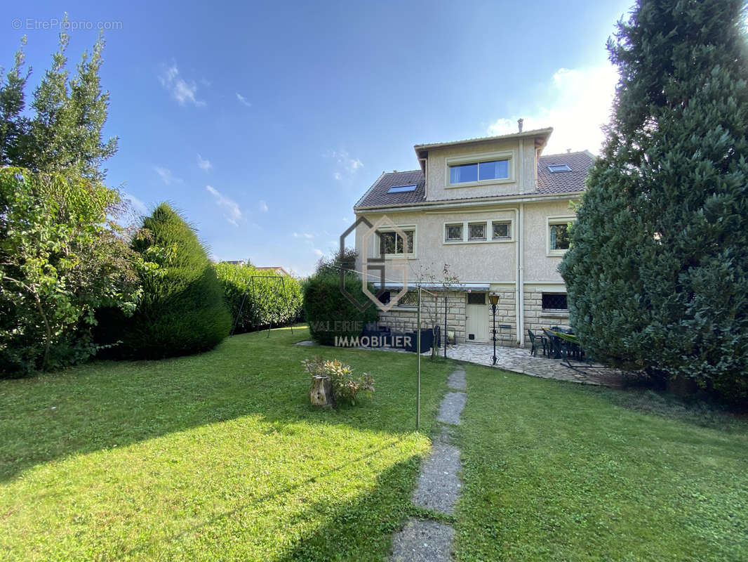 Maison à ORMESSON-SUR-MARNE