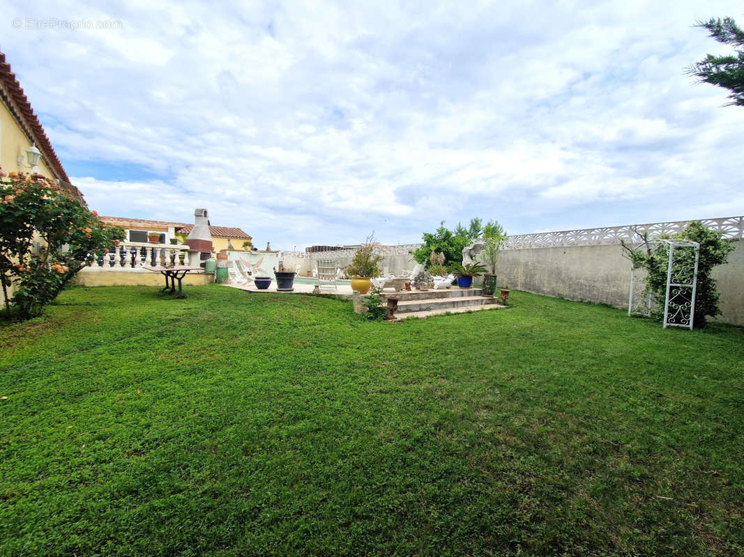 Maison à LUNEL