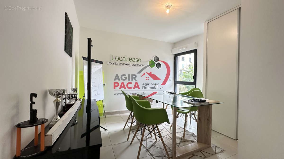 Appartement à FREJUS