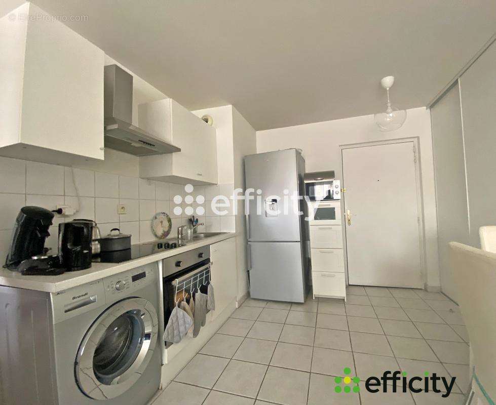 Appartement à MARSEILLE-9E