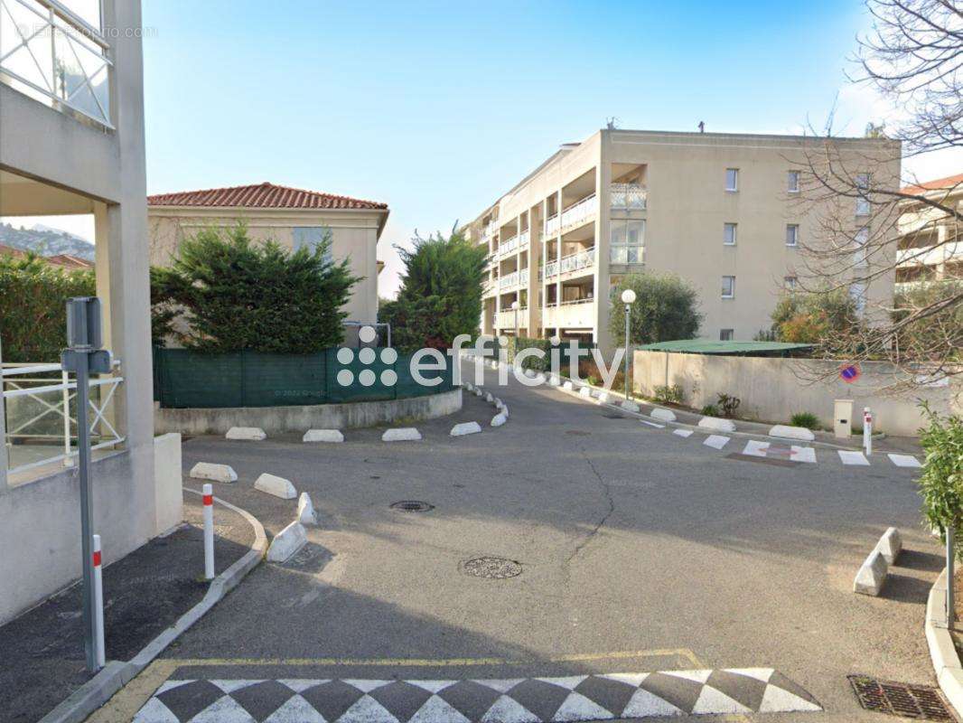 Appartement à MARSEILLE-9E