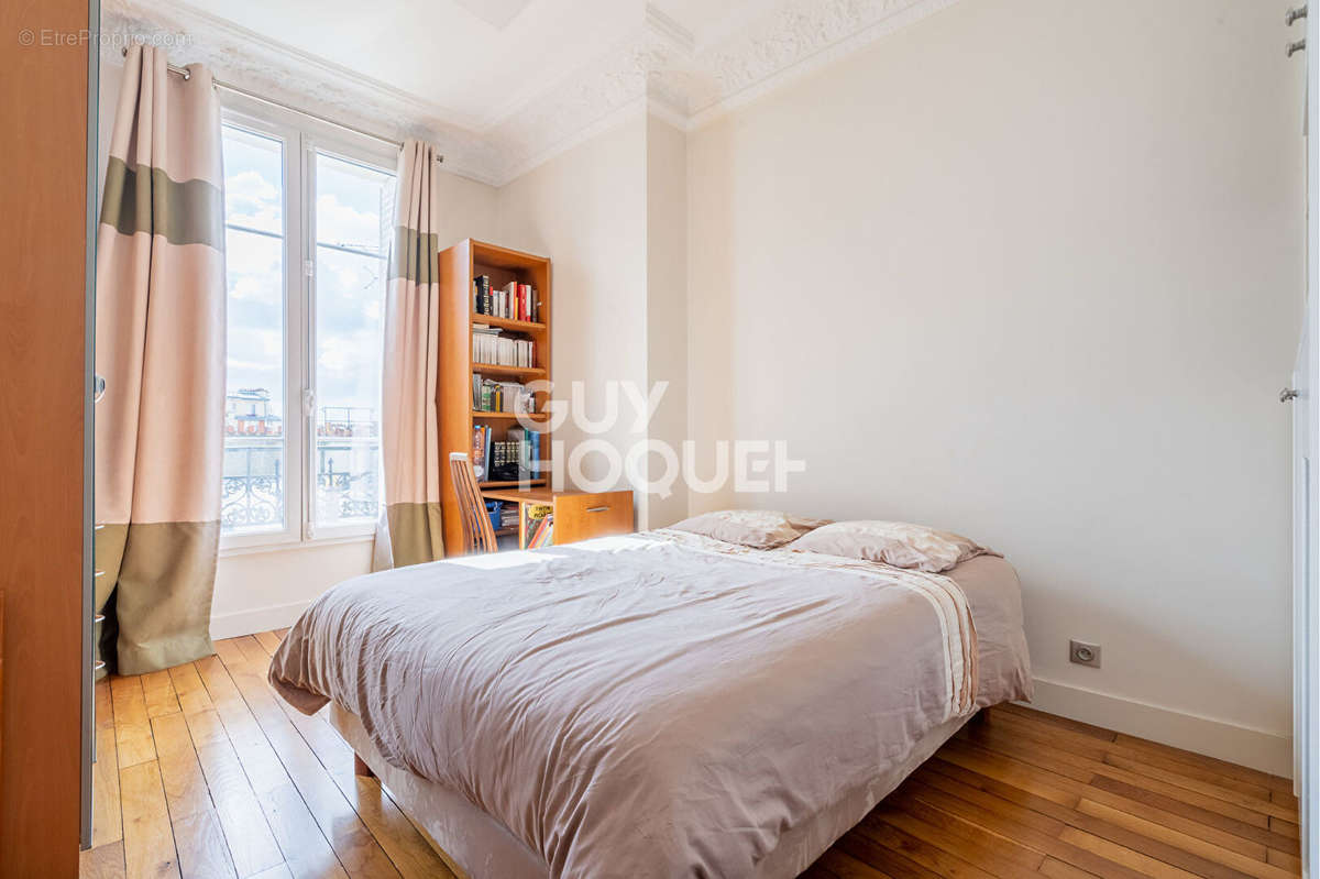 Appartement à PARIS-11E