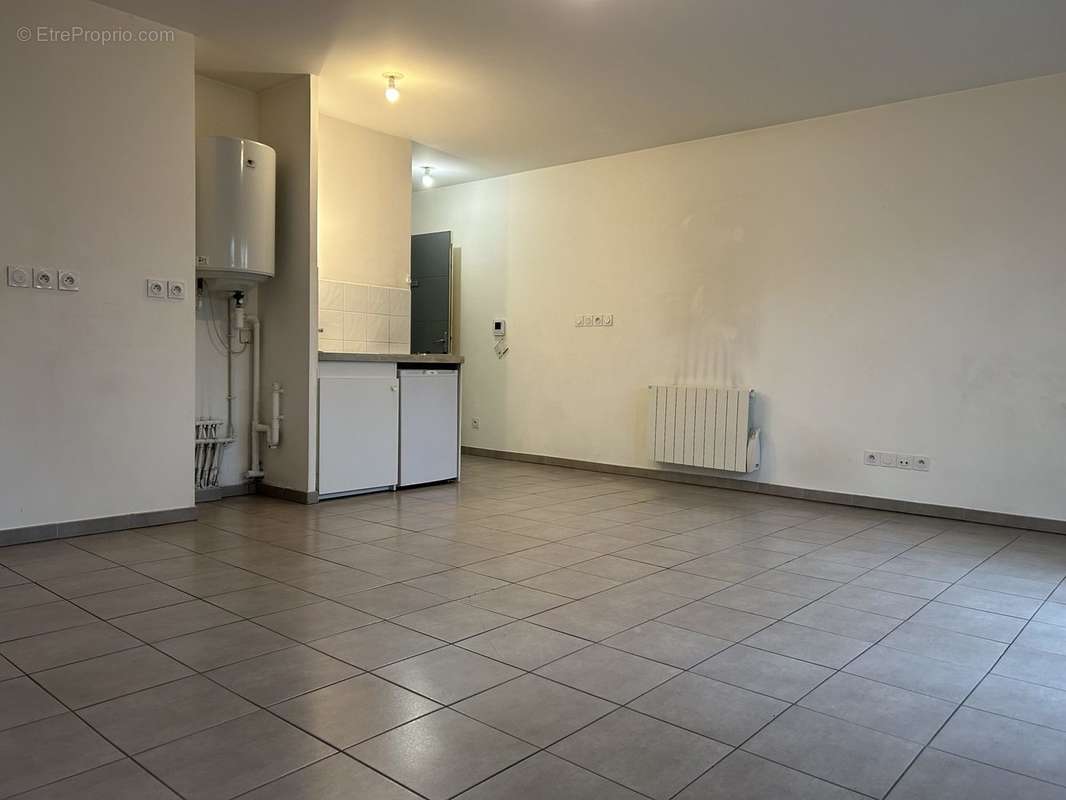 Appartement à DECINES-CHARPIEU