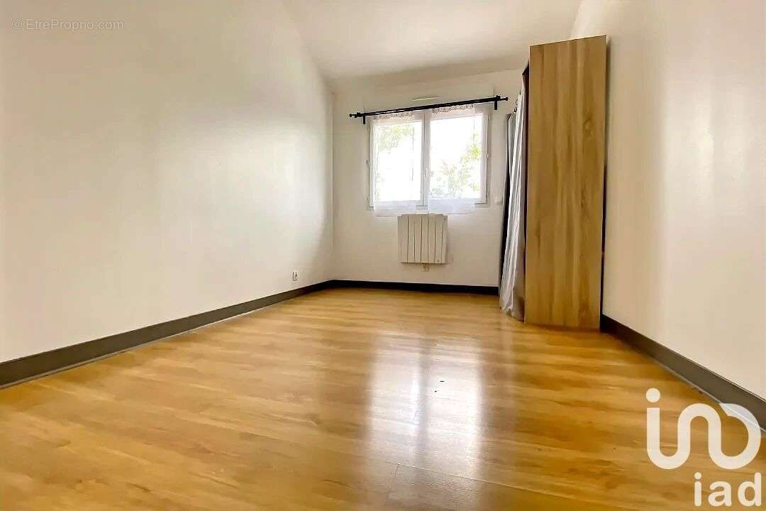 Photo 9 - Appartement à LE BLANC-MESNIL