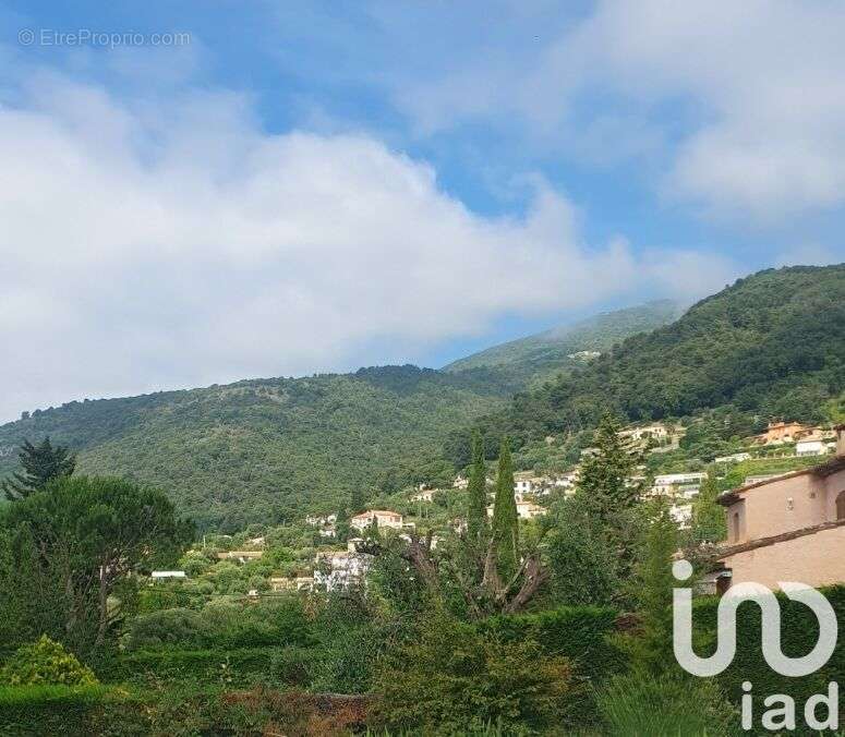 Photo 2 - Maison à TOURRETTES-SUR-LOUP