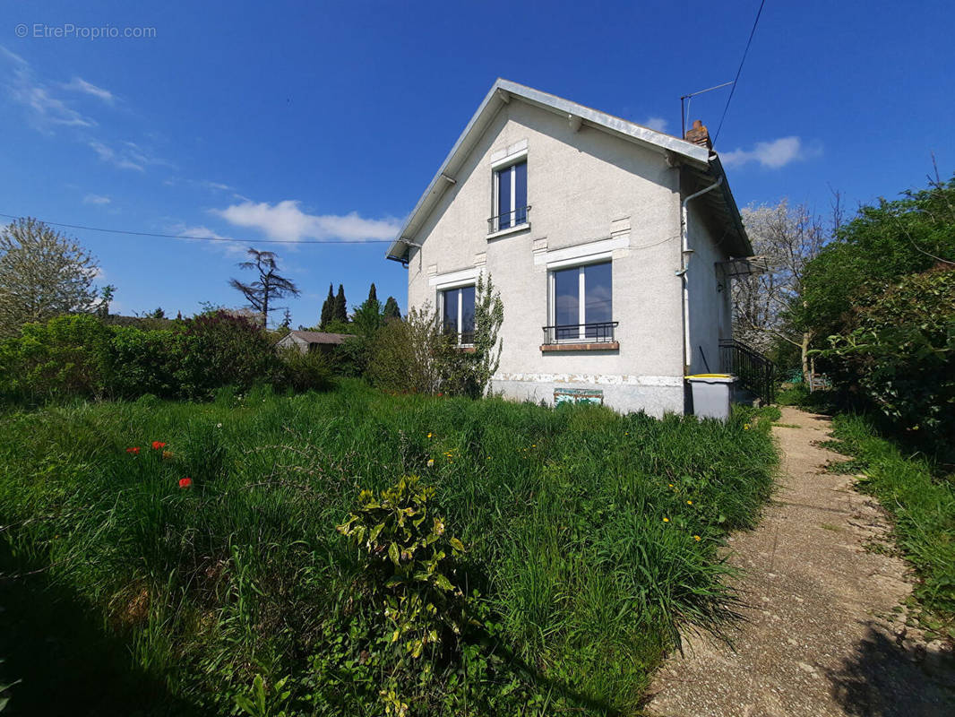 Maison à SERBONNES