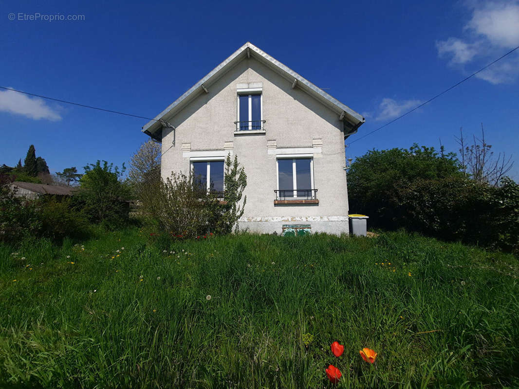 Maison à SERBONNES