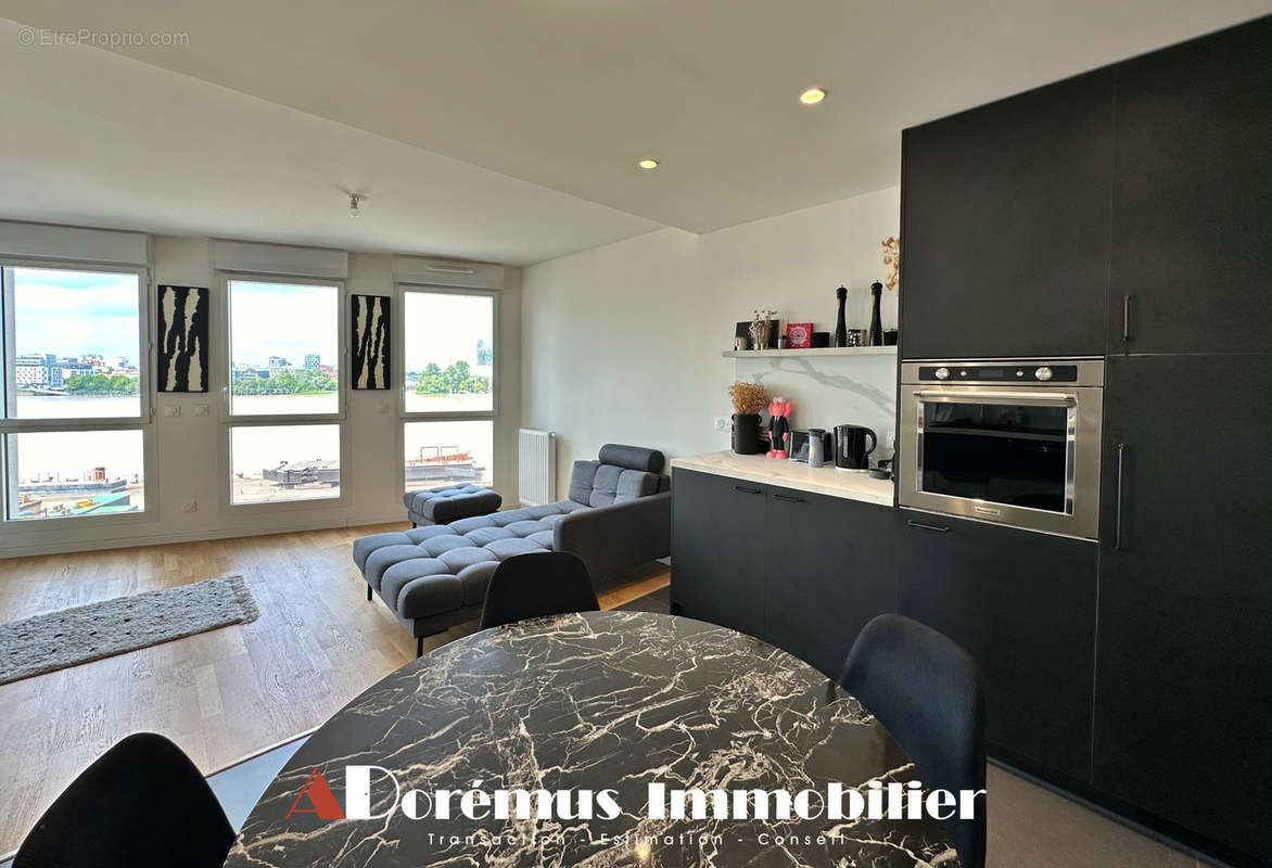 Appartement à BORDEAUX