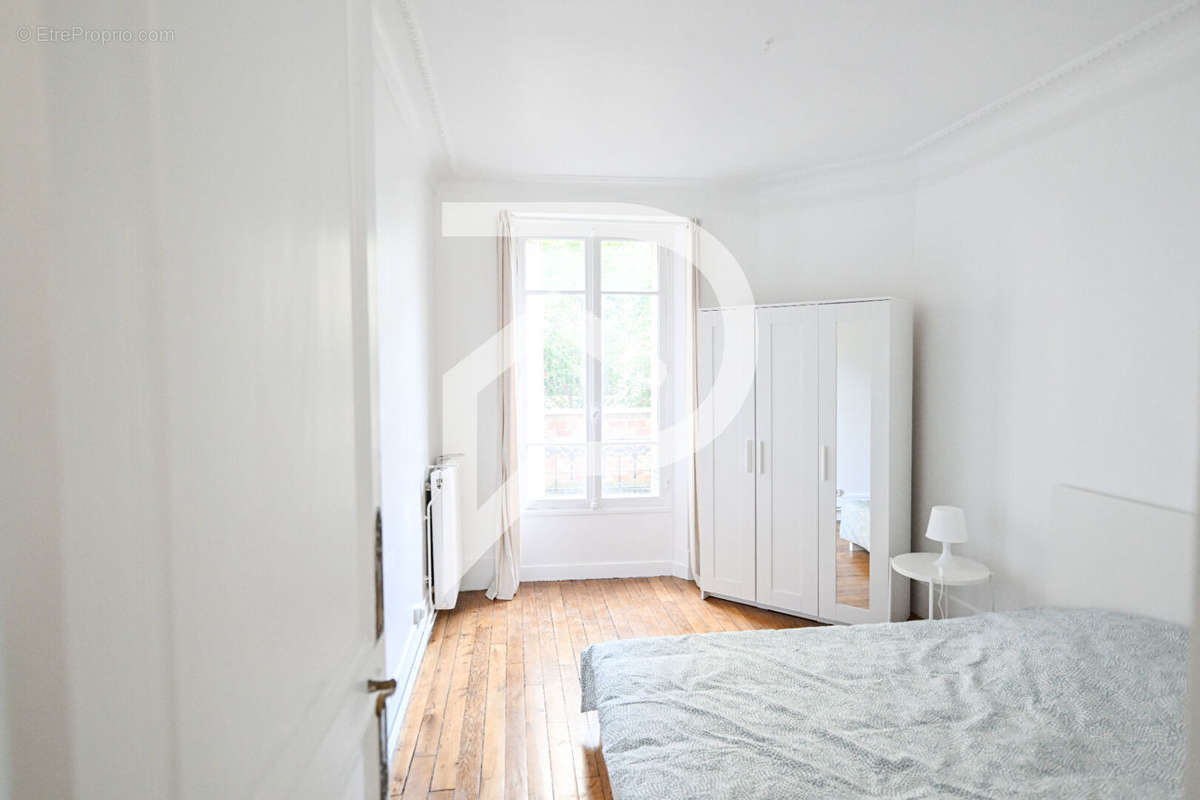 Appartement à SURESNES