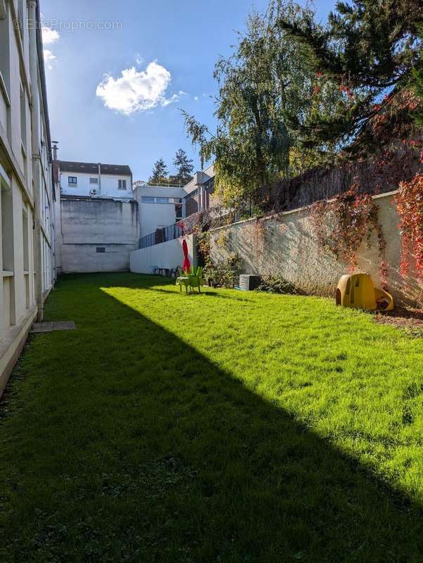 Jardin Résidence 2 - Appartement à CLAMART