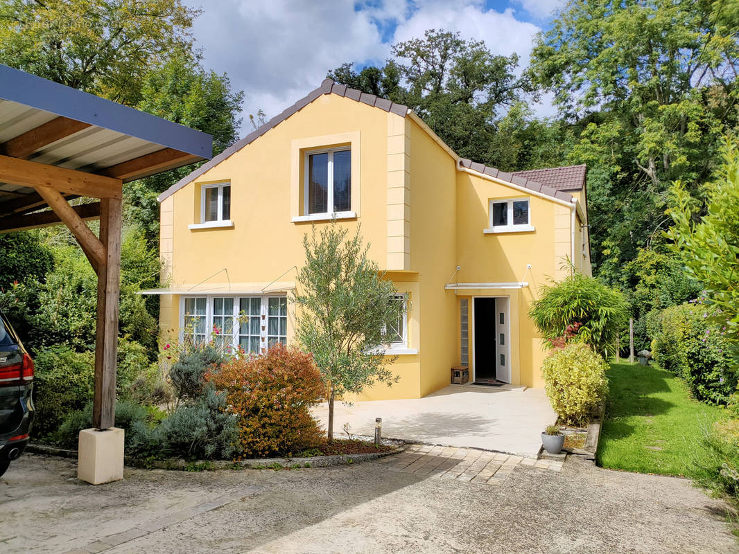 Maison à BURES-SUR-YVETTE