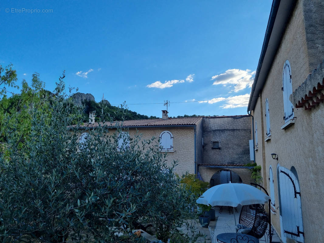 Maison à CHATEAU-ARNOUX-SAINT-AUBAN