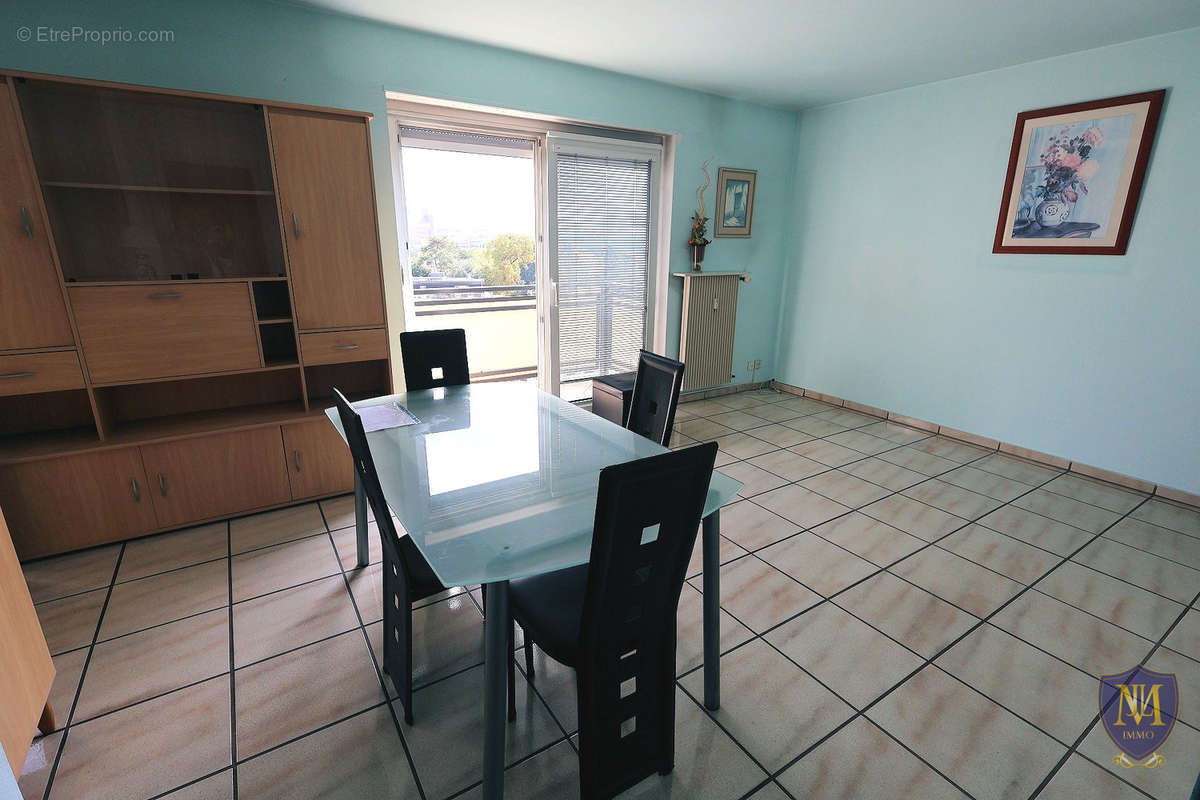 Appartement à HUNINGUE