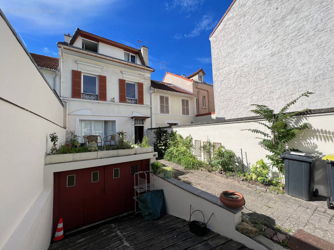 Appartement à SAINT-MAUR-DES-FOSSES