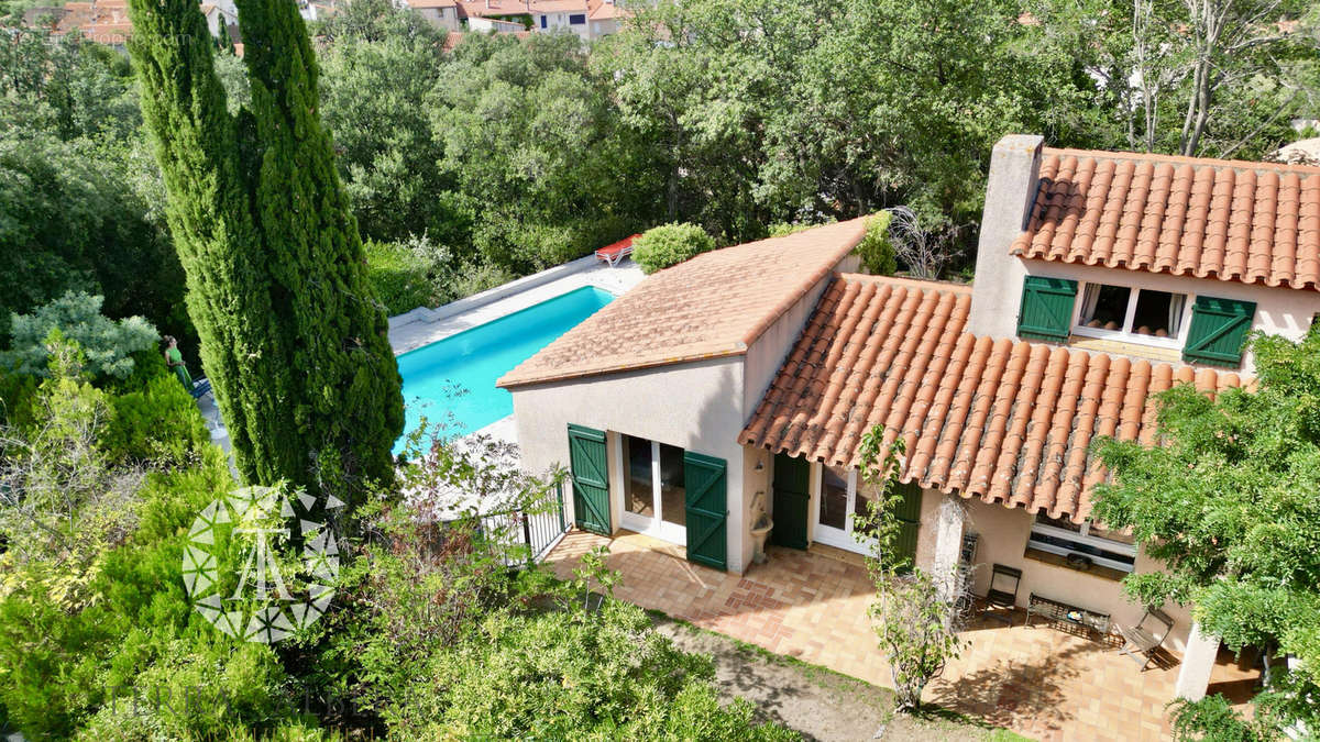 Maison à LAROQUE-DES-ALBERES