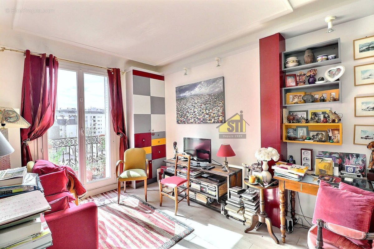 Appartement à PARIS-14E