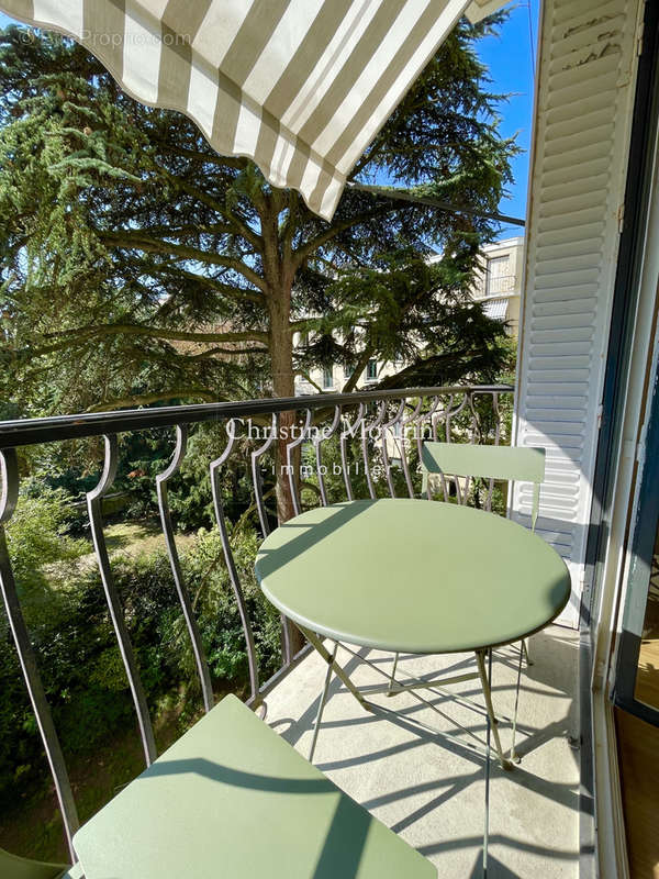 Appartement à NEUILLY-SUR-SEINE