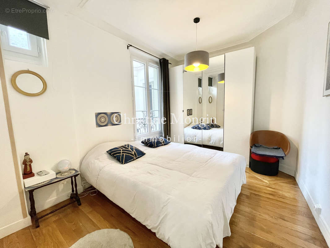 Appartement à NEUILLY-SUR-SEINE