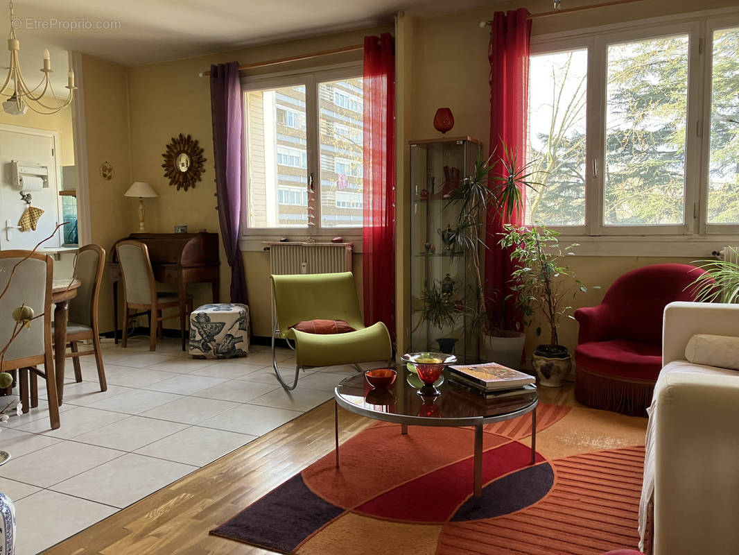 Appartement à LYON-5E