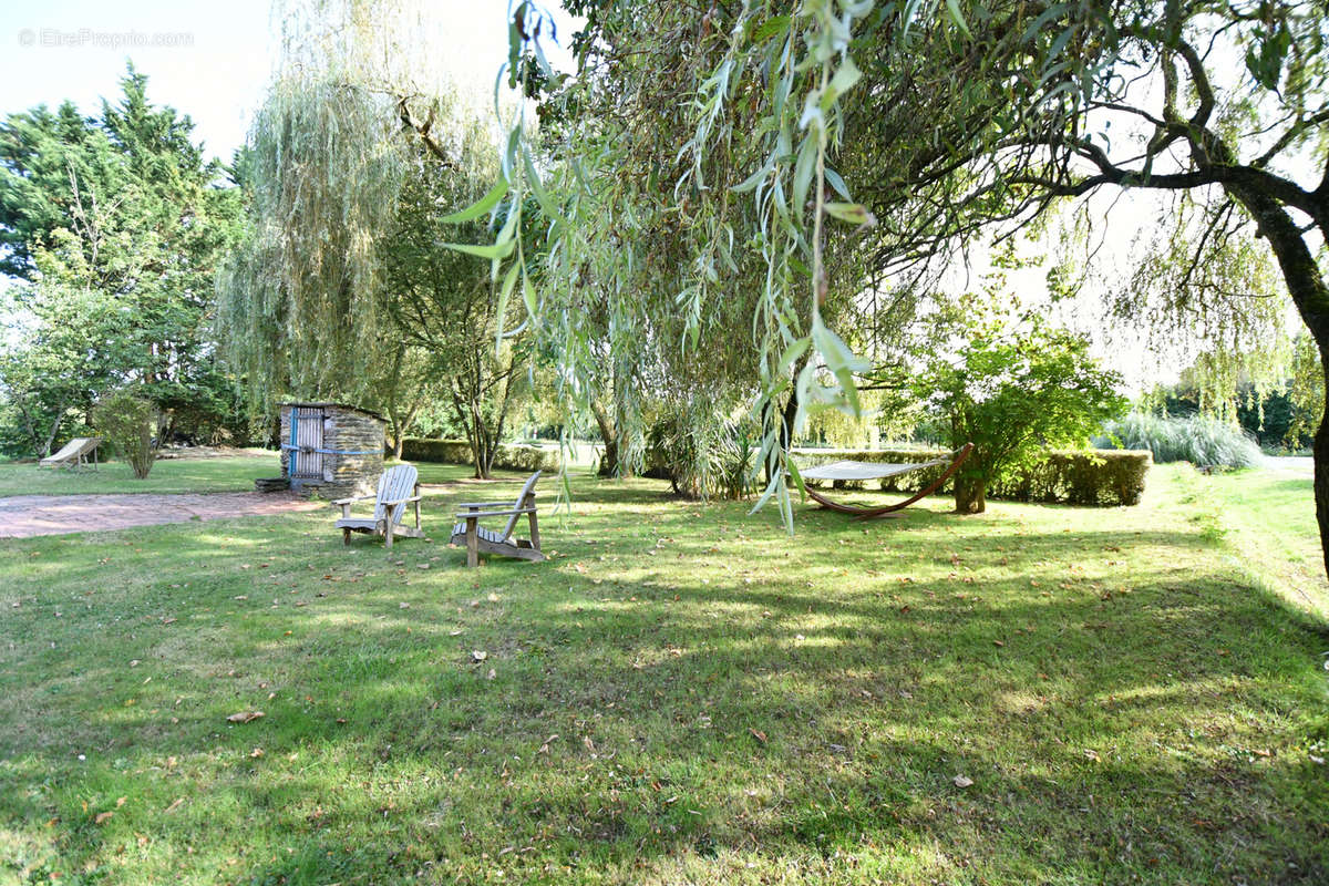 Maison à PETIT-AUVERNE