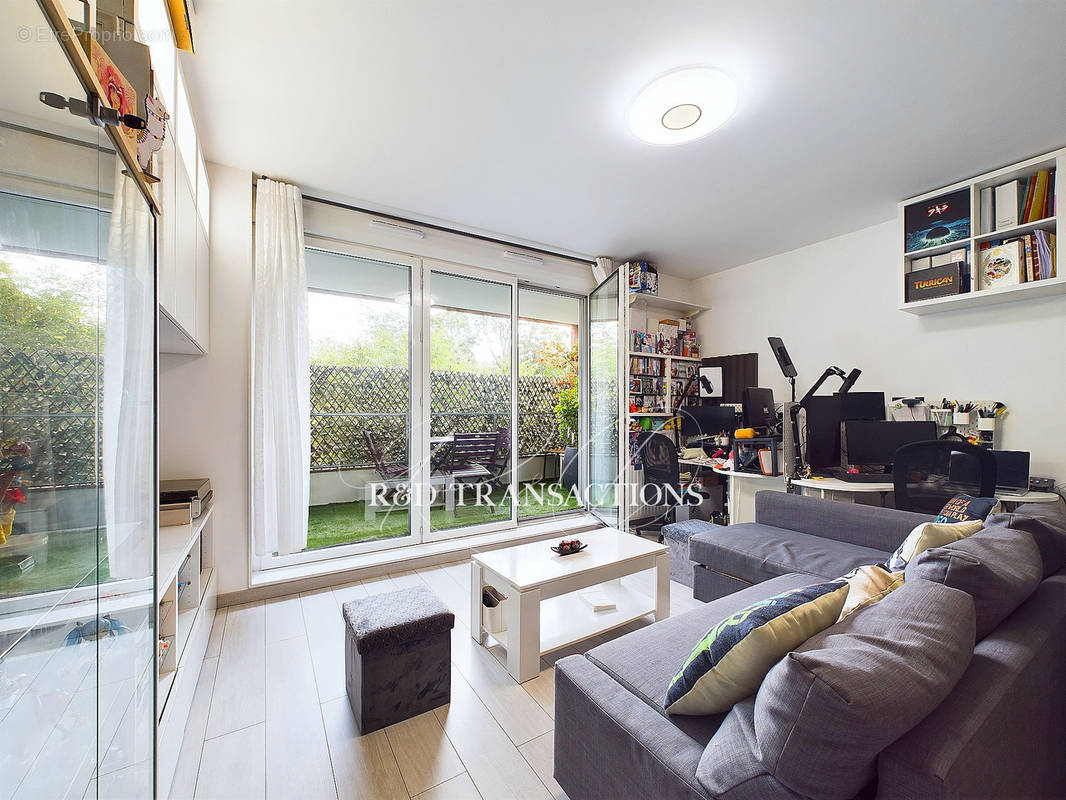 Appartement à NANTERRE