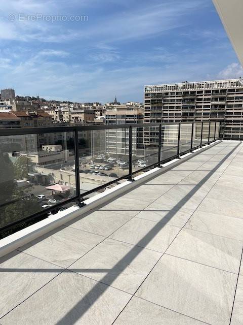 Appartement à MARSEILLE-8E