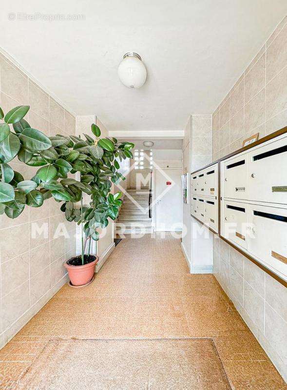 Appartement à MARSEILLE-8E