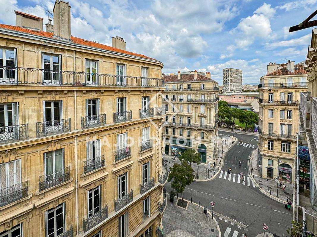 Appartement à MARSEILLE-2E