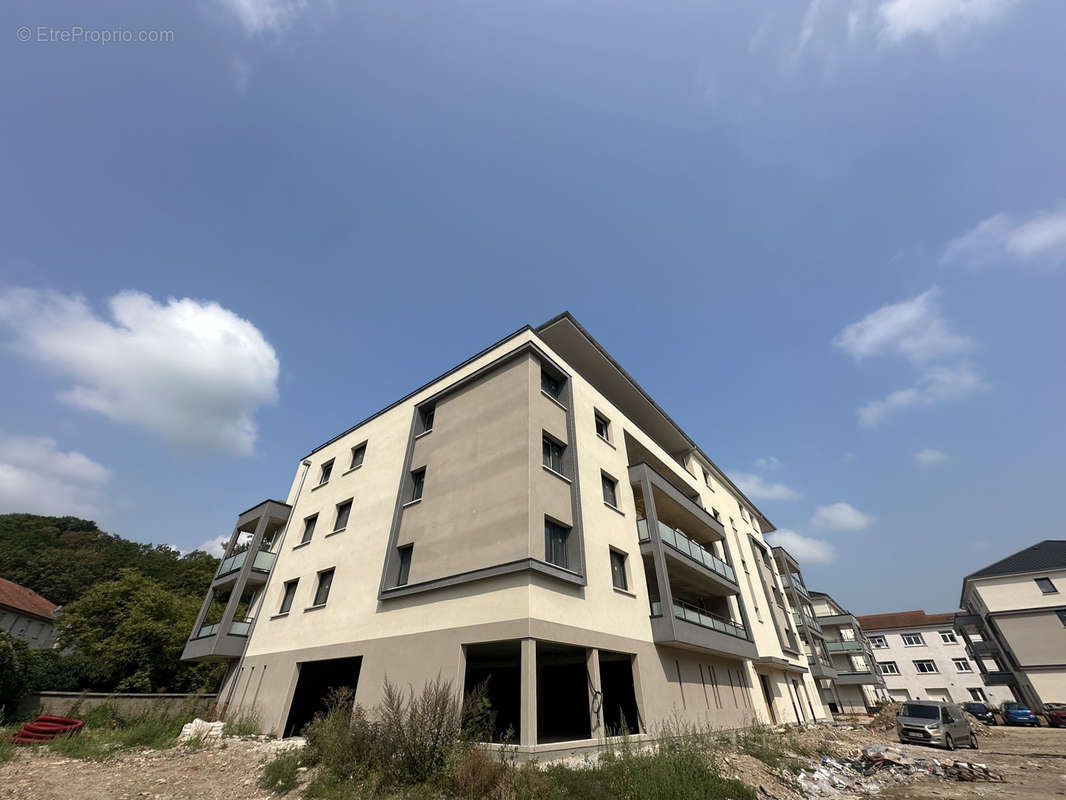 Appartement à LE BAN-SAINT-MARTIN