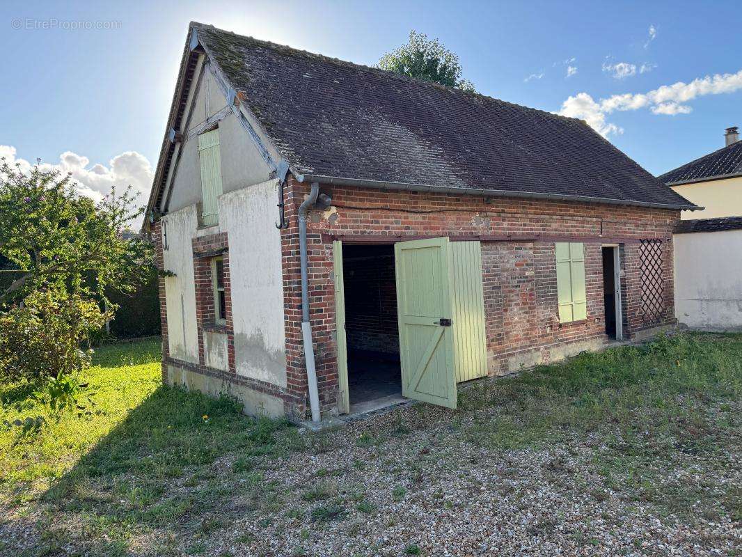 Maison à LA BONNEVILLE-SUR-ITON