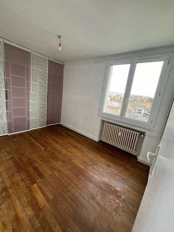 Appartement à LYON-8E