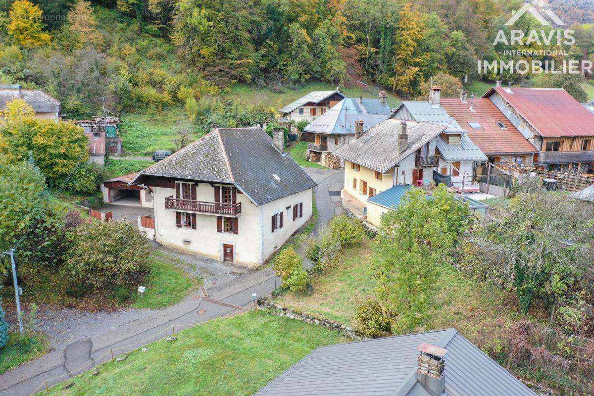 Maison à FAVERGES