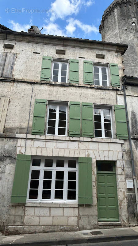 Maison à BRANTOME