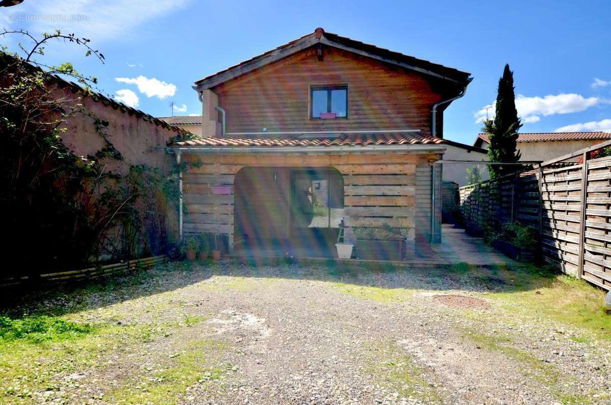 Maison à CAILLOUX-SUR-FONTAINES