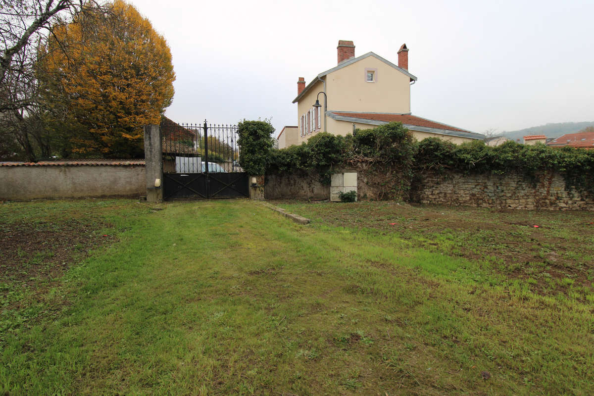 Maison à MAIDIERES