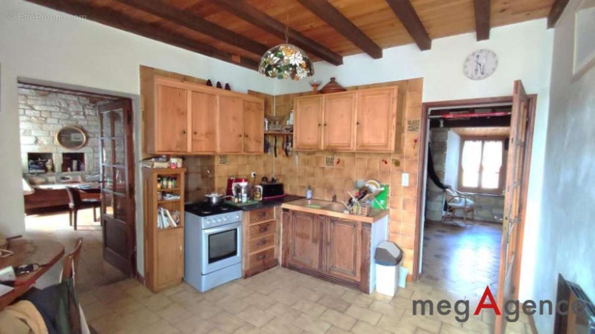 Appartement à CEILHES-ET-ROCOZELS