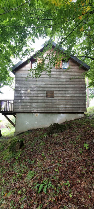 Maison à SAINT-CHELY-D&#039;AUBRAC