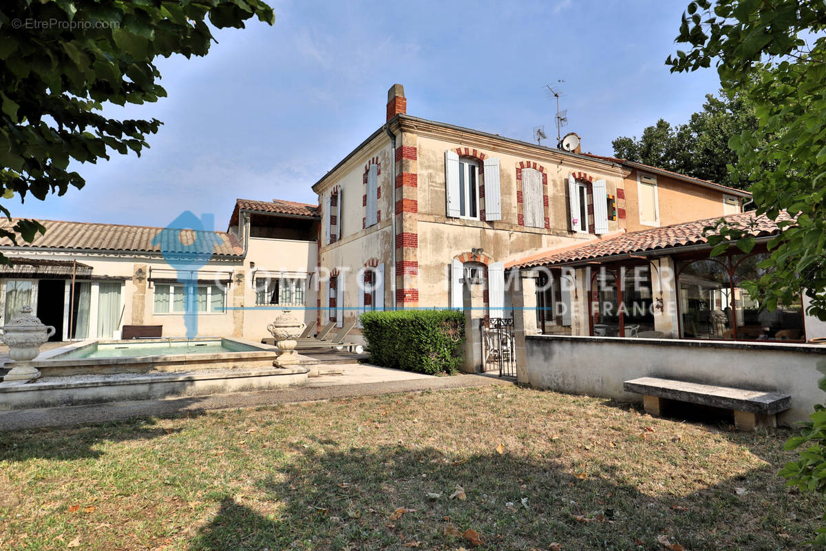 Maison à GARGAS